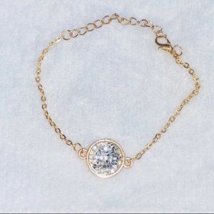 Gold Bracelet NWOT